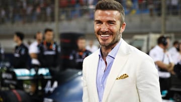David Beckham, criticado por activistas tras asistir al Premio de Bahr¨¦in de F1