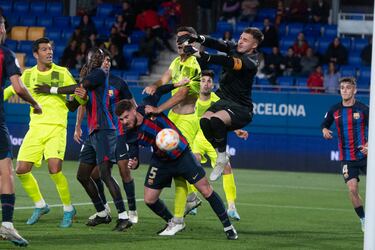 El Barça pasa del “nuevo Valdés”