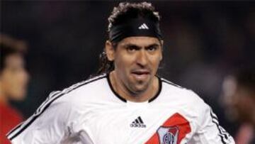 Cavenaghi, Ortega y otros ex se ofrecen para volver