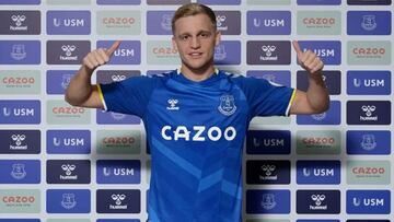 Van de Beek en su presentaci&oacute;n como nuevo jugador del Everton.