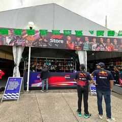 ¿Cuánto cuestan los souvenirs de Checo Pérez en el GP de México? precio y qué comprar