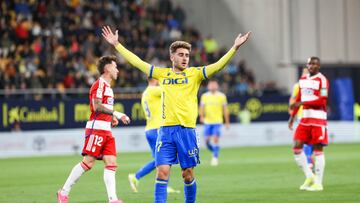 29/03/24 PARTIDO PRIMERA DIVISION CADIZ. - GRANADA ROBERT NAVARRO