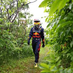 Checo Pérez va por la remontada en el GP de Canadá