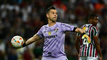 Épico Fabio: el futbolista con más partidos de la historia