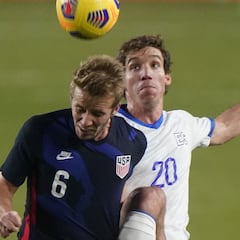 Jugadores de El Salvador amenazaron con no jugar ante USA