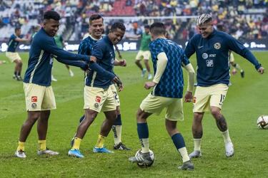 Esto pasó con América y Rayados durante el descanso