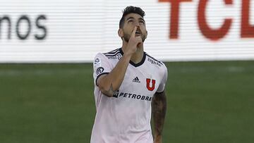 La impactante racha que justifica la renovación de Larrivey