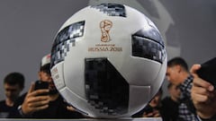 Esta es Telstar, la pelota oficial de Rusia 2018