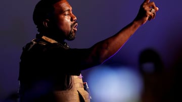 Following his anti-Semitic comments last year and more recent ones, Kanye West has shared an apology to the Jewish community via social media.