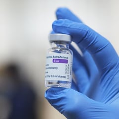 Cuánto tiempo protege la tercera dosis de la vacuna, según los CDC