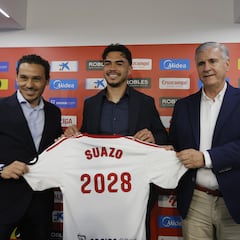 Suazo: “Me voy a sacrificar por el Sevilla para que esté donde debe estar”