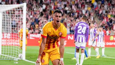 GERONA, 09/09/2022.- El delantero brasileño del Girona Reinier Jesus Carvalho celebra su gol, primero del equipo ante el Valladolid, durante el partido de la quinta jornada de LaLiga que se juega hoy viernes en el estadio municipal de Montilivi, en Girona. EFE/David Borrat.