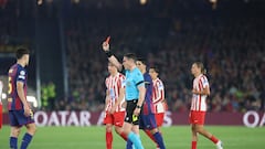 El arbitraje jugó en contra del Barcelona