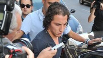 <b>PUEDE SEGUIR. </b>Las ofertas por Guardado no cuajan y el mexicano se ve otro año más en el Depor.