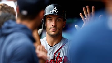 NEW YORK, NEW YORK - AUGUST 12: Matt Olson #28 of the Atlanta Braves is congratulated after he hit a three run home run against the New York Mets during the sixth inning of game one of a doubleheader at Citi Field on August 12, 2023 in New York City.   Rich Schultz/Getty Images/AFP (Photo by Rich Schultz / GETTY IMAGES NORTH AMERICA / Getty Images via AFP)