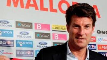 <b>LA NOVEDAD. </b>Laudrup es la única cara nueva del Mallorca.