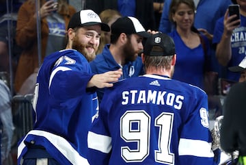 Tampa Bay Lightning center Steven Stamkos (91)