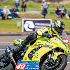 Spanish rider Raúl Torras killed in accident during Isle of Man TT