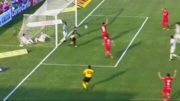 Felipe Gutiérrez marcó su primer gol con el Internacional.