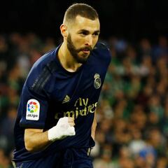 Benzema: "Me gustaría volver al Lyon, pero no por ahora"
