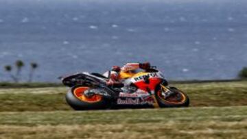 Pole de Márquez, Lorenzo en primera fila y Rossi en tercera