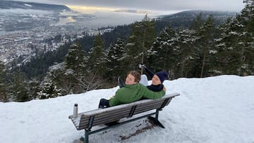 Odegaard subi&oacute; a sus redes sociales una imagen en una colina con vistas a Oslo.