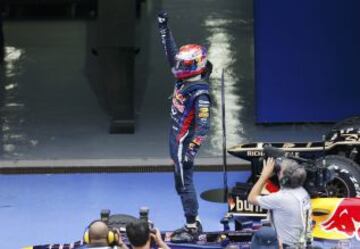 Sebastian Vettel celebra la victoria de carrera.