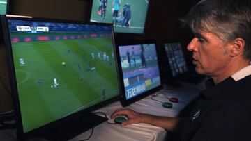 Collina dimite como responsable del arbitraje de la UEFA, lo reemplaza Rosetti