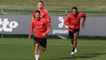 Entrenamiento de Hazard con la selecci&oacute;n de B&eacute;lgica.