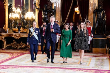 Los Reyes Felipe y Letizia, La Princesa Leonor y la Infanta Sofía durante la recepción con motivo del día de la Fiesta Nacional.
