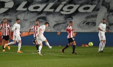 Kroos, en las antípodas de Gil Manzano y Raúl García