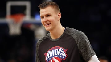 Nov 15, 2017; New York, NY, USA; New York Knicks forward Kristaps Porzingis (6) warms up prior to taking on the Utah Jazz at Madison Square Garden. Mandatory Credit: Adam Hunger-USA TODAY Sports