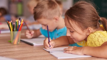 Niños en el colegio
