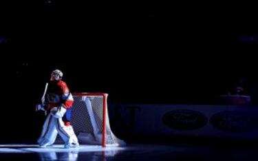 Partido de hockey hielo entre Florida Panthers y Pittsburgh Penguins.