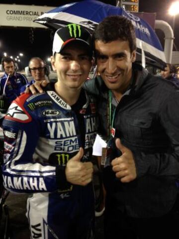 Jorge Lorenzo posa con Raúl,