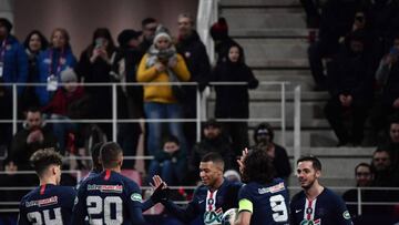 Paris Saint-Germain&#039;s French forward  Kylian Mbappe (C) celebrates after scoring a goal during the French Cup quarter final football match between Dijon (DFCO) and Paris Saint-Germain (PSG) on February 12, 2020 at the Gaston-Gerard stadium in Dijon. 