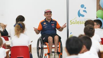 Isidre Esteve de visita en el Colegio Salesianas San Vicente.