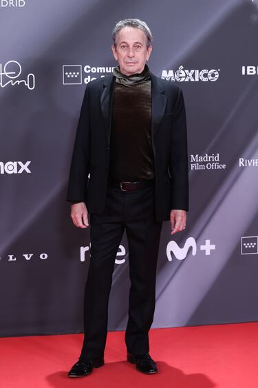 Alfredo Castro posa en la alfombra roja. 