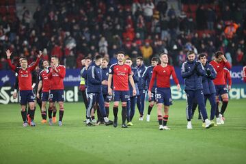 La fiesta del conjunto rojillo tras terminar el partido.