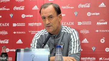 Etxeberria en la comparecencia previa al choque ante el Éibar.