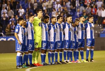 Los futbolistas del Deportivo Alavés también guardaron un minuto de silencio por las víctimas del sismo en nuestro país