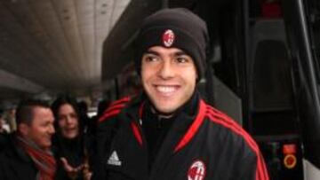 <b>NO PIERDE LA SONRISA. </b>Kaká espera que las aguas se calmen...