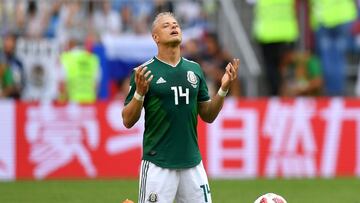 Seg&uacute;n declaraciones de Dennis Te Kloese a ESPN, Chicharito Hern&aacute;ndez no est&aacute; vetado de la Selecci&oacute;n Mexicana y necesita seguir trabajando para ser elegible.