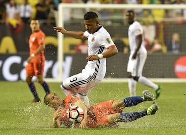 Chile vs Colombia, Copa América 2016 semi-final, live report
