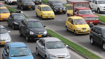 Veh&iacute;culos en las carreteras de Bogot&aacute;