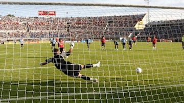 “Mi único partido oficial por la Roja fue en Uruguay; estuve con Salas, es un orgullo”