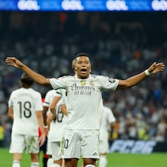 El cambio es Mbappé