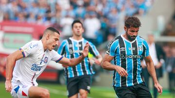 Alexander Aravena fue al sacrificio en su primer partido como titular en Brasil