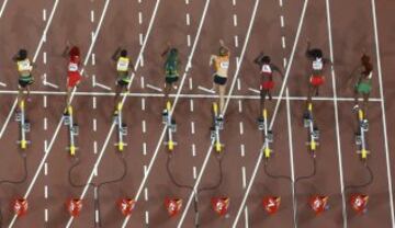 Prueba final de los 100 metros femeninos. 