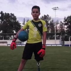 Santiago Baños está en busca de un pequeño con discapacidad para llevarlo al Azteca